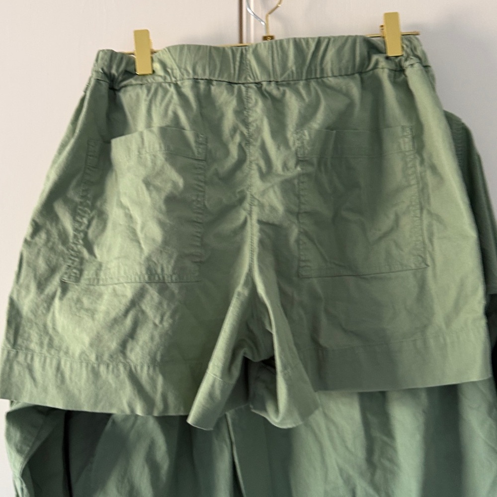 Women's Matching Cotton Poplin Set: High-Rise Poplin Shorts & Shirt, Green, S - Picture 8 of 9